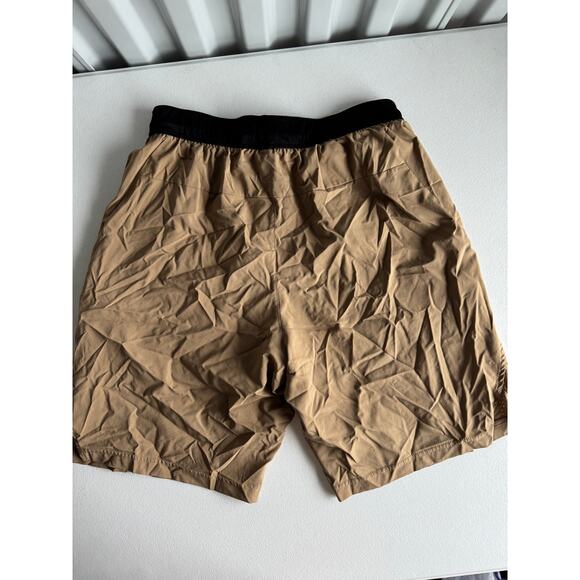 Adidas vented shorts tan and black M EUC Unisex - Picture 6 of 8